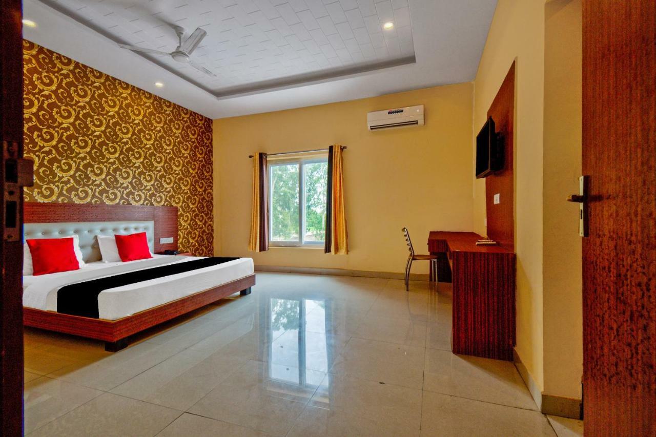 Kashipur Capital O 40833 Maharaja Hotel & Restaurant מראה חיצוני תמונה