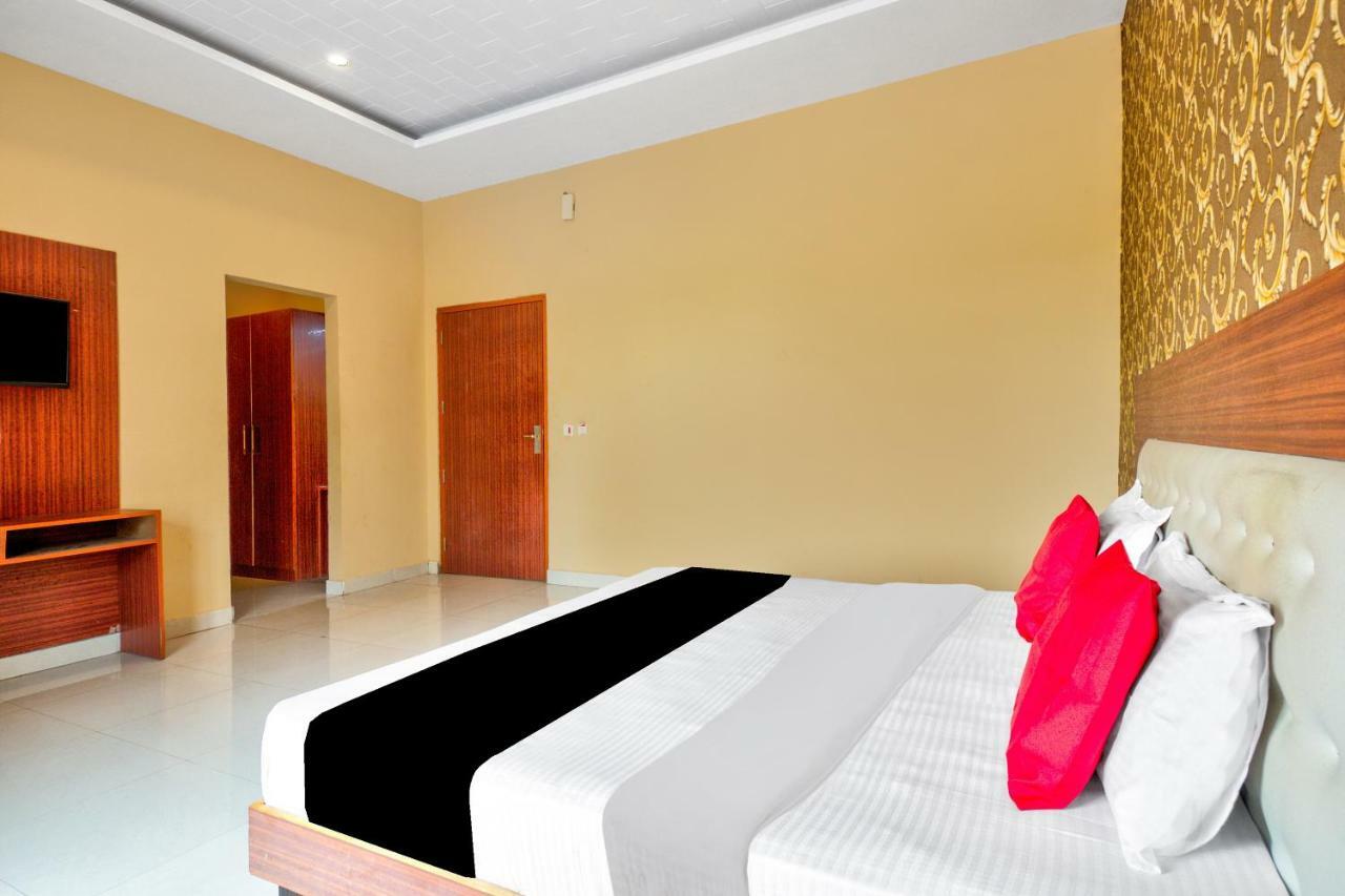 Kashipur Capital O 40833 Maharaja Hotel & Restaurant מראה חיצוני תמונה