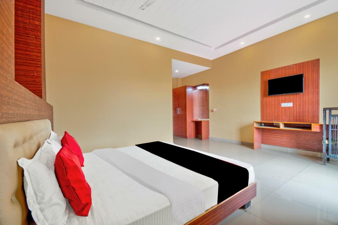 Kashipur Capital O 40833 Maharaja Hotel & Restaurant מראה חיצוני תמונה